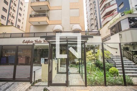 Apartamento à venda com 160m², 4 quartos e 2 vagas Apartamento à venda com 160m², 4 quartos e 2 vagasFachada