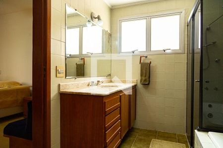 Apartamento à venda com 160m², 4 quartos e 2 vagas Apartamento à venda com 160m², 4 quartos e 2 vagasBanheiro da Suíte