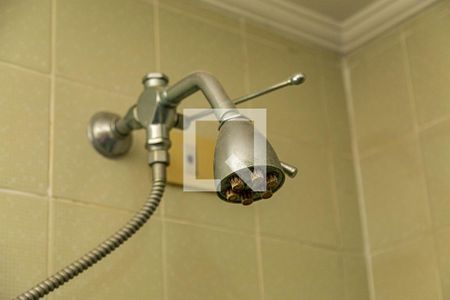 Apartamento à venda com 160m², 4 quartos e 2 vagas Apartamento à venda com 160m², 4 quartos e 2 vagasBanheiro da Suíte - Chuveiro