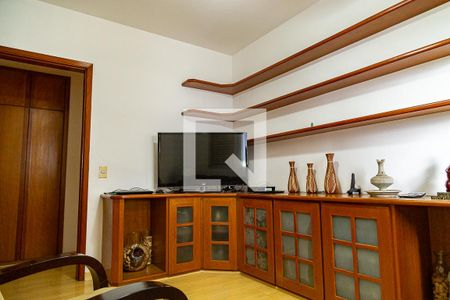 Apartamento à venda com 160m², 4 quartos e 2 vagas Apartamento à venda com 160m², 4 quartos e 2 vagasQuarto 1