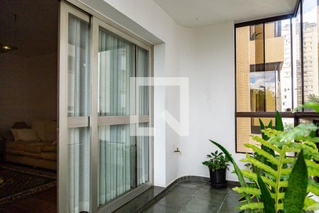 Varanda de apartamento à venda com 4 quartos, 160m² em Vila Monte Alegre, São Paulo