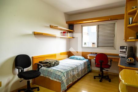 Apartamento à venda com 160m², 4 quartos e 2 vagas Apartamento à venda com 160m², 4 quartos e 2 vagasQuarto 3