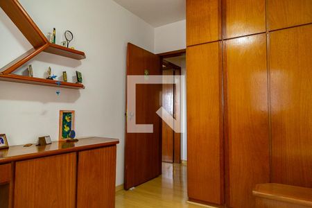 Apartamento à venda com 160m², 4 quartos e 2 vagas Apartamento à venda com 160m², 4 quartos e 2 vagasQuarto 2