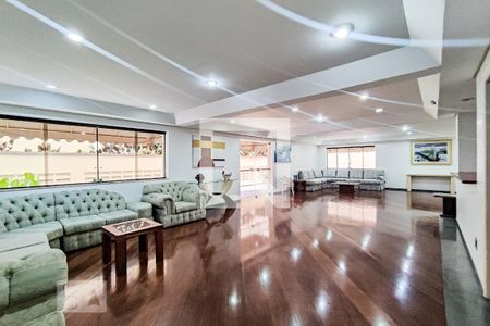 Apartamento à venda com 160m², 4 quartos e 2 vagas Apartamento à venda com 160m², 4 quartos e 2 vagasSalão de Festas