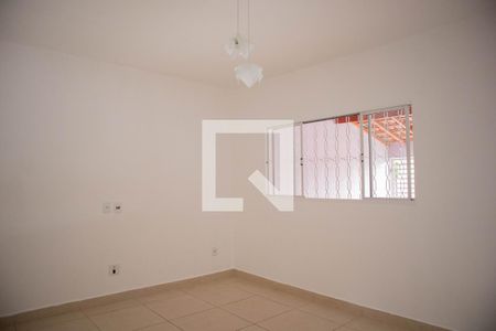 Sala de casa para alugar com 2 quartos, 113m² em Jardim Santo André, Hortolândia
