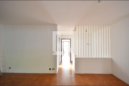 Sala de casa à venda com 3 quartos, 240m² em Chácara Inglesa, São Paulo