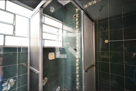 Casa à venda com 240m², 3 quartos e 3 vagasBanheiro da Suíte 2