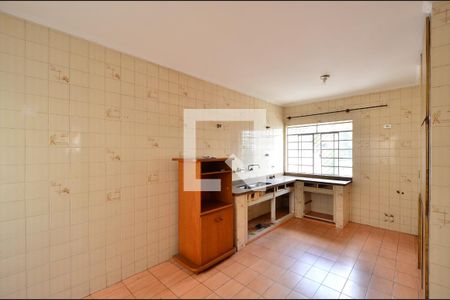 Casa à venda com 240m², 3 quartos e 3 vagasCozinha