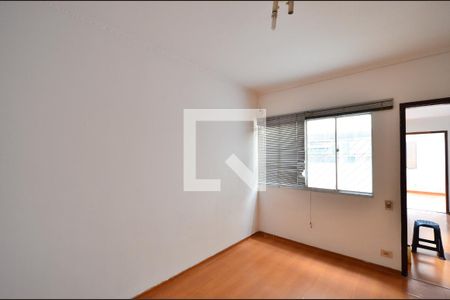 Quarto de casa à venda com 3 quartos, 240m² em Chácara Inglesa, São Paulo