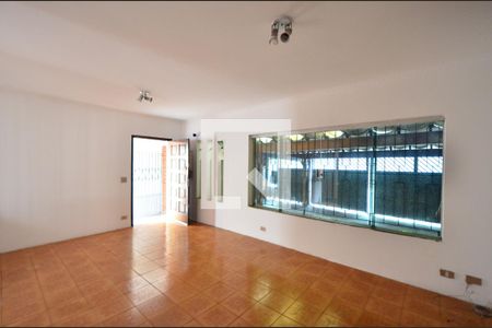 Sala de casa à venda com 3 quartos, 240m² em Chácara Inglesa, São Paulo