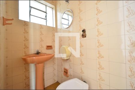 Casa à venda com 240m², 3 quartos e 3 vagasBanheiro do Salão