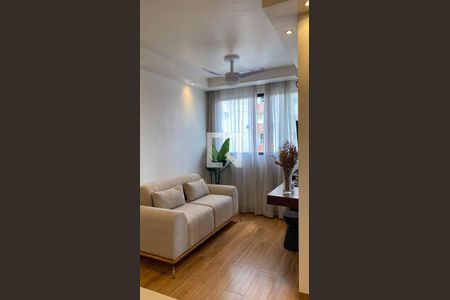 Sala de apartamento para alugar com 2 quartos, 62m² em Setor Bueno, Goiânia