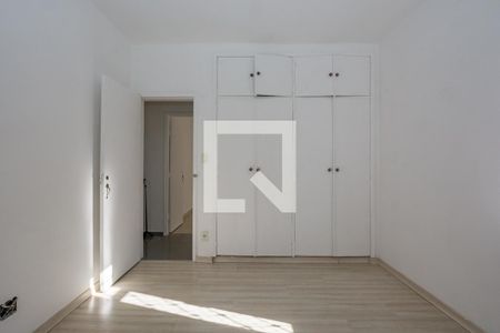 Apartamento à venda com 83m², 3 quartos e 1 vagaQuarto 2