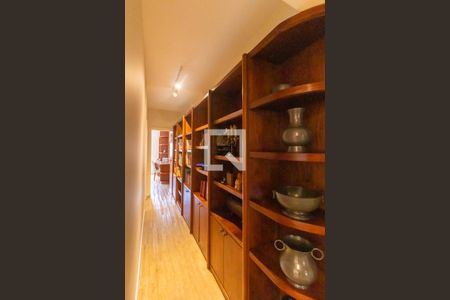 Apartamento à venda com 100m², 2 quartos e sem vagaCorredor