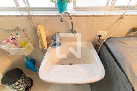 Apartamento à venda com 100m², 2 quartos e sem vagaÁrea de Serviço