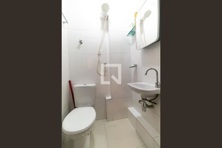 Apartamento à venda com 100m², 2 quartos e sem vagaBanheiro de Serviço