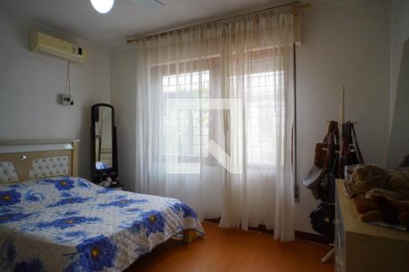 Casa à venda com 170m², 3 quartos e 5 vagasQuarto 1