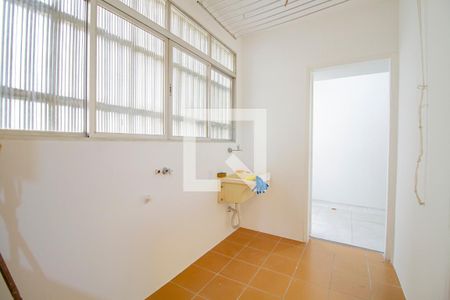 Apartamento à venda com 115m², 2 quartos e 1 vagaÁrea de Serviço