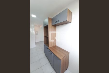 Apartamento para alugar com 60m², 2 quartos e 1 vaga Apartamento para alugar com 60m², 2 quartos e 1 vagaCozinha e Área de Serviço