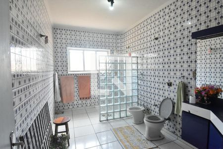 Casa à venda com 400m², 3 quartos e 3 vagasBanheiro