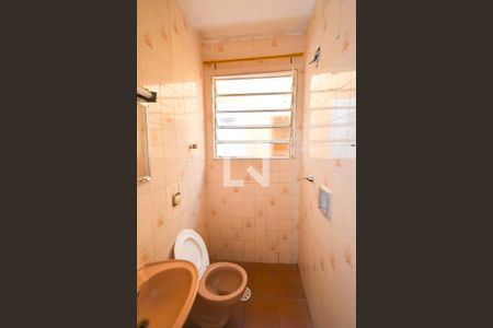 Banheiro de casa para alugar com 1 quarto, 100m² em Parada Inglesa, São Paulo