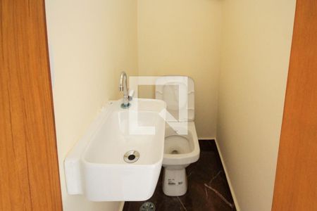 Lavabo de casa à venda com 3 quartos, 90m² em Vila Tolstoi, São Paulo