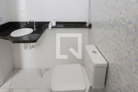 Casa à venda com 90m², 3 quartos e 2 vagasBanheiro da suite