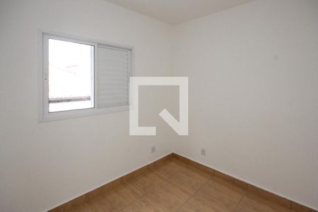 Casa à venda com 90m², 3 quartos e 2 vagasQuarto