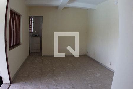 sala 1 de casa à venda com 2 quartos, 420m² em Jardim Riacho das Pedras, Contagem