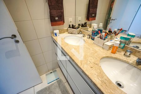 Apartamento à venda com 280m², 3 quartos e 4 vagasPia