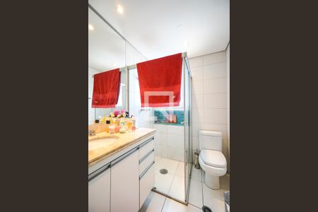 Apartamento à venda com 280m², 3 quartos e 4 vagasBanheiro da suíte 03