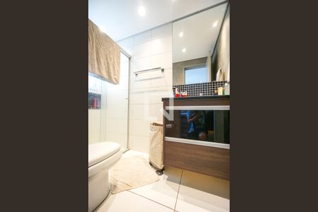 Apartamento à venda com 280m², 3 quartos e 4 vagasBanheiro da suíte 02