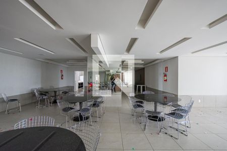 Apartamento à venda com 55m², 2 quartos e 1 vaga Apartamento à venda com 55m², 2 quartos e 1 vagaSalão de Festas