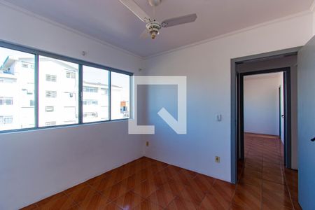 Quarto de apartamento para alugar com 3 quartos, 82m² em Niterói, Canoas