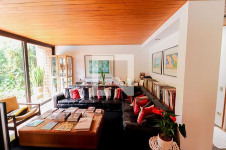 Sala de casa à venda com 4 quartos, 226m² em Instituto de Previdencia, São Paulo