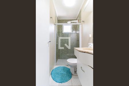 Casa para alugar com 350m², 4 quartos e 2 vagas Casa para alugar com 350m², 4 quartos e 2 vagasBanheiro do Corredor