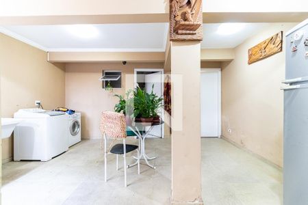 Casa para alugar com 350m², 4 quartos e 2 vagas Casa para alugar com 350m², 4 quartos e 2 vagasQuintal