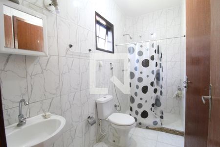 Casa para alugar com 170m², 4 quartos e 3 vagasBanheiro Canadense