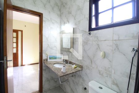 Casa para alugar com 170m², 4 quartos e 3 vagasBanheiro Quarto 2 Suíte
