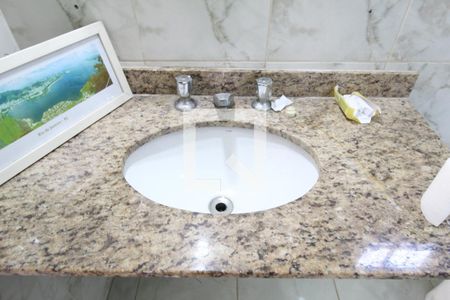 Casa para alugar com 170m², 4 quartos e 3 vagasBanheiro Quarto 2 Suíte