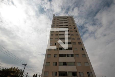 Apartamento à venda com 56m², 2 quartos e 1 vaga Apartamento à venda com 56m², 2 quartos e 1 vagaFachada