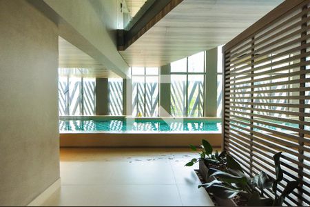 Apartamento à venda com 44m², 1 quarto e 1 vaga Apartamento à venda com 44m², 1 quarto e 1 vagaÁrea comum - Piscina