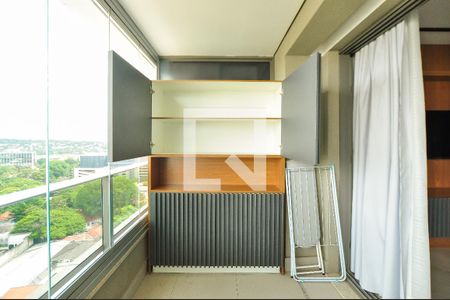 Varanda de apartamento à venda com 1 quarto, 44m² em Pinheiros, São Paulo