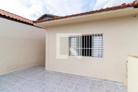 Casa para alugar com 60m², 2 quartos e 1 vaga Casa para alugar com 60m², 2 quartos e 1 vagaSacada