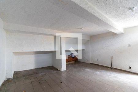 Casa para alugar com 60m², 2 quartos e 1 vaga Casa para alugar com 60m², 2 quartos e 1 vagaGaragem