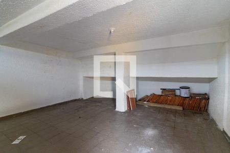 Casa para alugar com 60m², 2 quartos e 1 vaga Casa para alugar com 60m², 2 quartos e 1 vagaGaragem