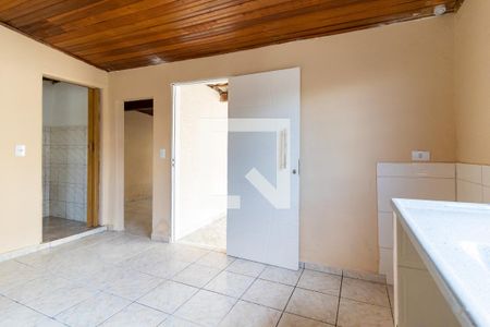 Casa para alugar com 60m², 2 quartos e 1 vaga Casa para alugar com 60m², 2 quartos e 1 vagaCozinha