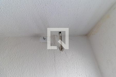 Casa para alugar com 60m², 2 quartos e 1 vaga Casa para alugar com 60m², 2 quartos e 1 vagaDetalhe do banheiro