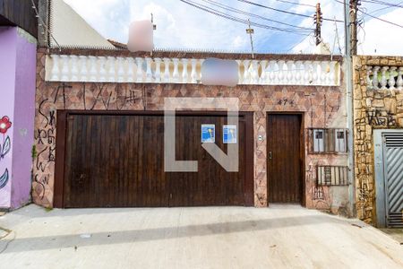 Casa para alugar com 60m², 2 quartos e 1 vaga Casa para alugar com 60m², 2 quartos e 1 vagaFachada