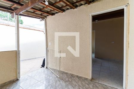 Casa para alugar com 60m², 2 quartos e 1 vaga Casa para alugar com 60m², 2 quartos e 1 vagaÁrea de Serviço